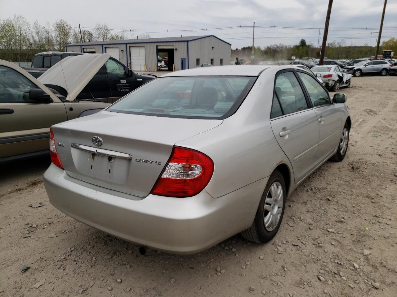 Photo 4 from auction – 2002 TOYOTA CAMRY LE with VIN 4T1BE32K02U504209