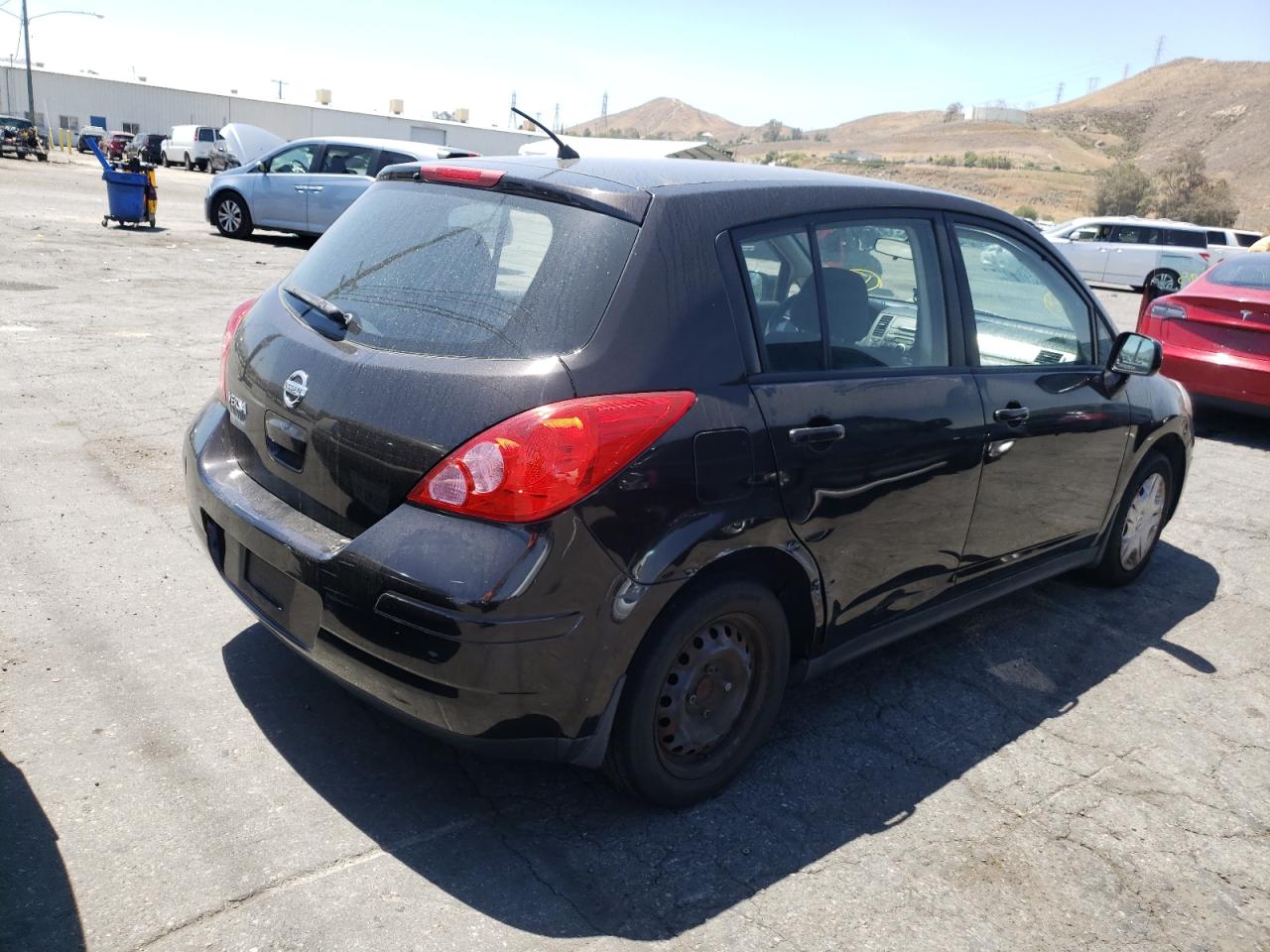 Photo 4 from auction – 2011 NISSAN VERSA S with VIN 3N1BC1CP7BL500826