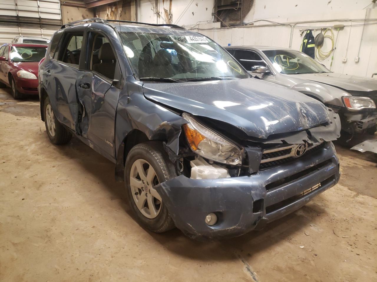 TOYOTA RAV4 LIMIT 2008 with VIN JTMBK31V986049740 - Photo from auction