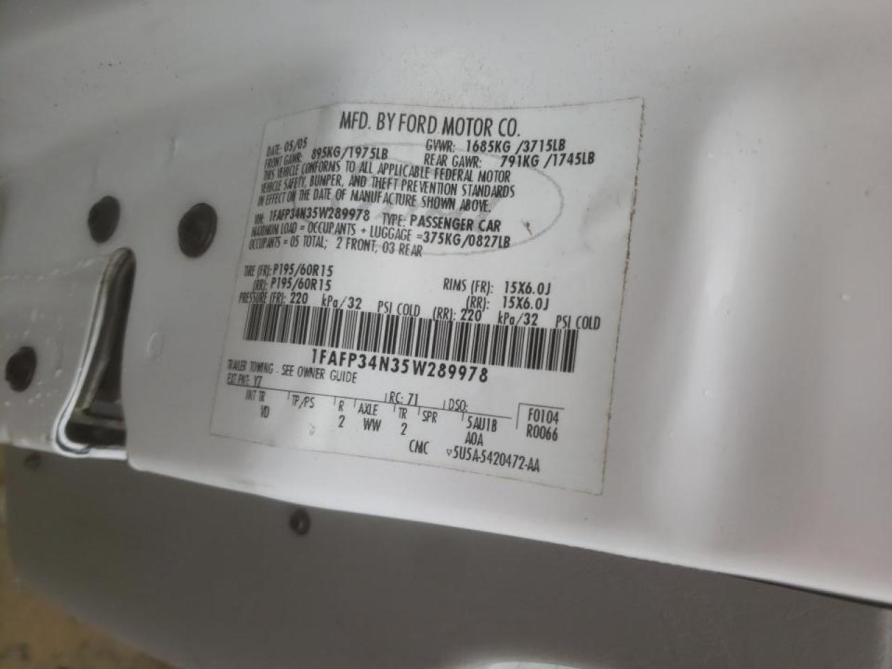 Photo 10 from auction – 2005 FORD FOCUS ZX4 with VIN 1FAFP34N35W289978