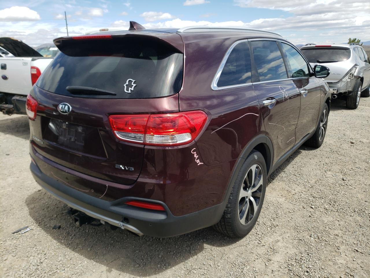 Photo 17 from auction – 2016 KIA SORENTO EX with VIN 5XYPHDA57GG133626