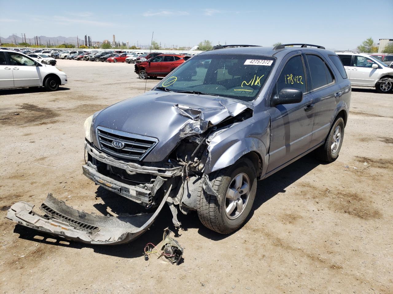 Photo 2 from auction – 2008 KIA SORENTO EX with VIN KNDJD735X85833280