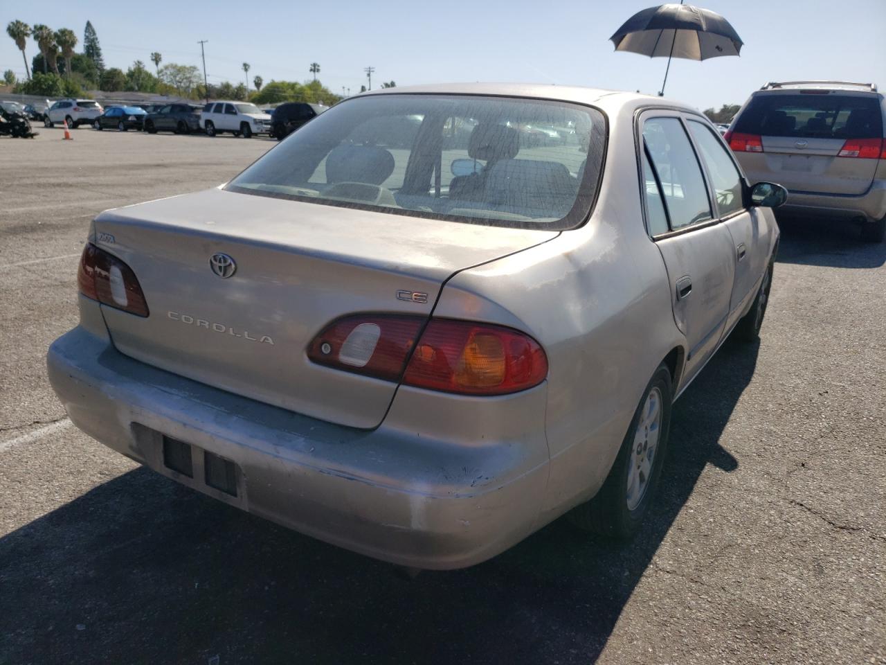 Photo 4 from auction – 2000 TOYOTA COROLLA VE with VIN 1NXBR12E4YZ401774