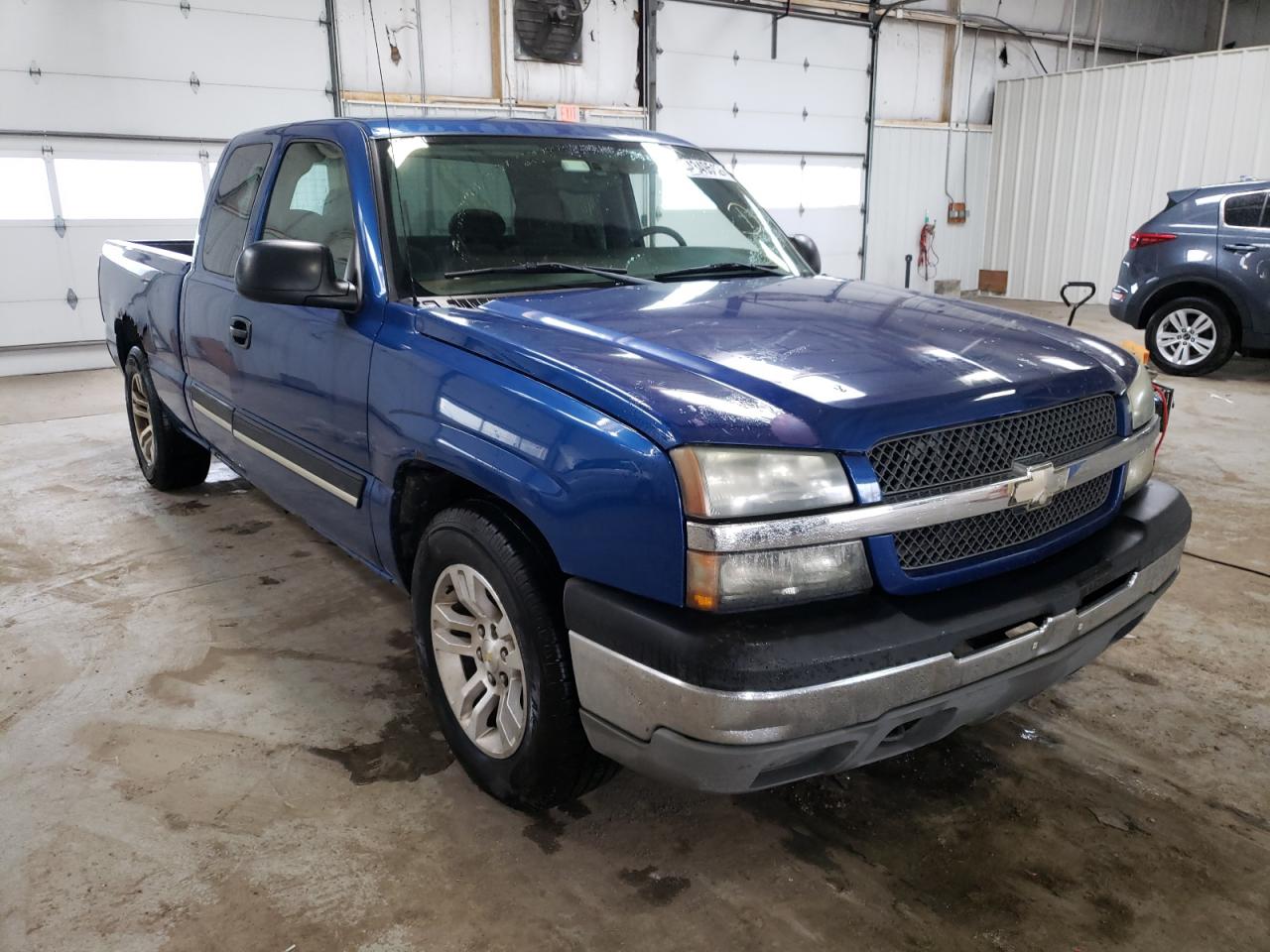 CHEVROLET SILVERADO 2004 with VIN 1GCEC19T94Z112491 - Photo from auction