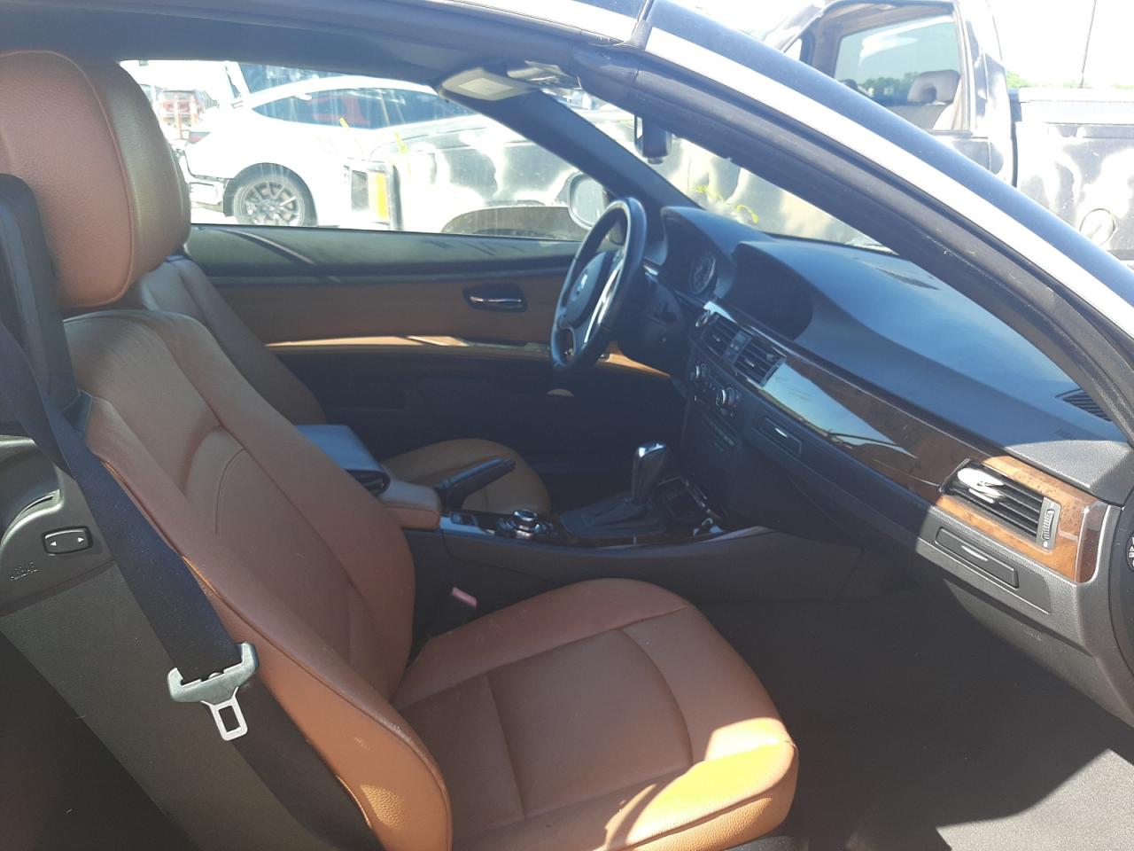Photo 18 from auction – 2013 BMW 328 I SULE with VIN WBADW7C56DE731182