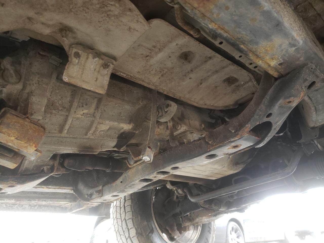 Photo 9 from auction – 2000 TOYOTA 4RUNNER LI with VIN JT3HN87R7Y0282676