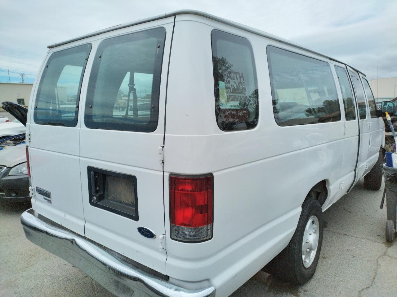 Photo 4 from auction – 2006 FORD E350 with VIN 1FBSS31L26HA02666