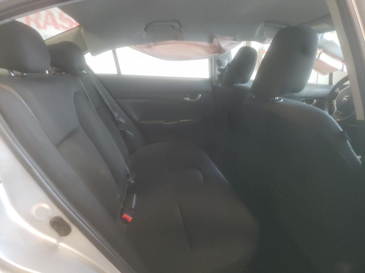 Photo 6 from auction – 2015 HONDA CIVIC LX with VIN 19XFB2F5XFE106751