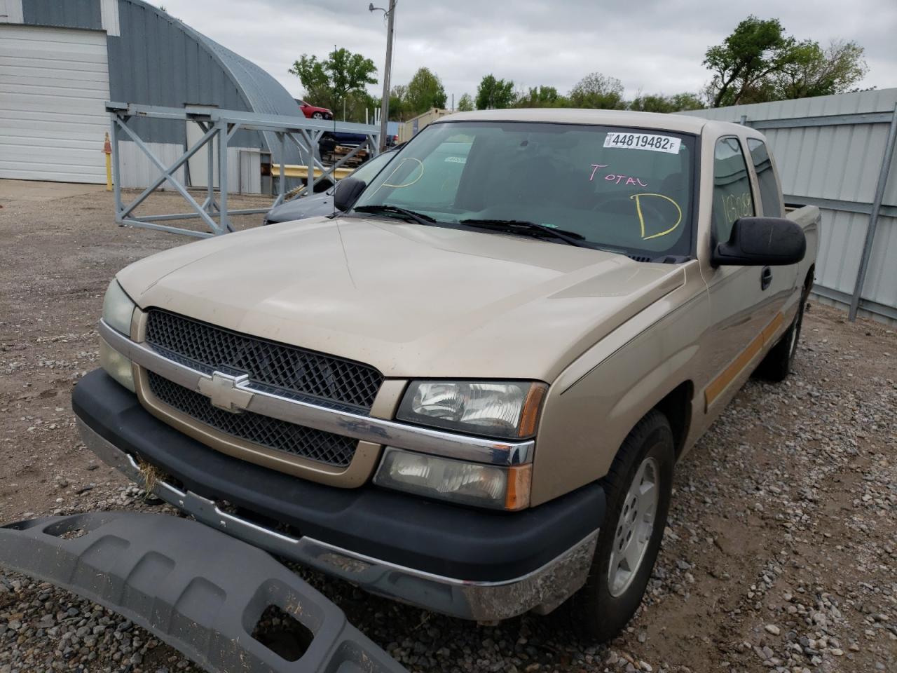 Photo 2 from auction – 2004 CHEVROLET SILVERADO with VIN 2GCEC19T141136583