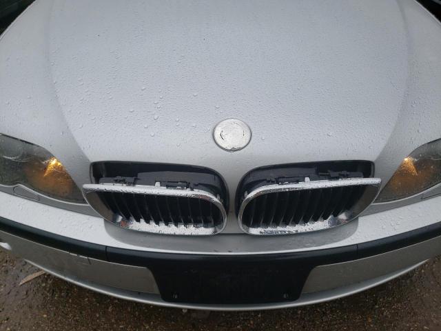Photo 9 from auction – 2003 BMW 325 I with VIN WBAEV33433PD56848