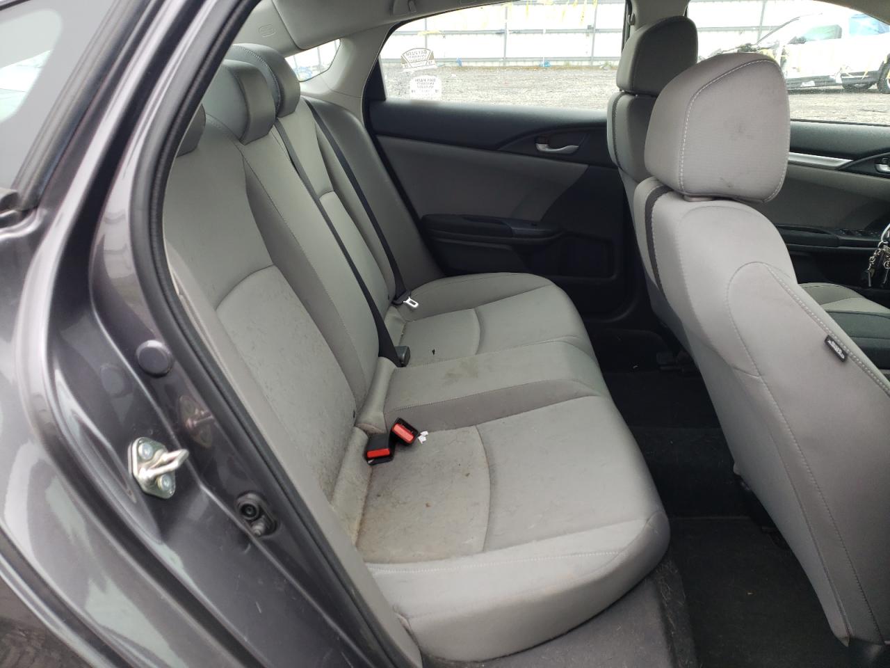 Photo 6 from auction – 2017 HONDA CIVIC LX with VIN 19XFC2F59HE215153