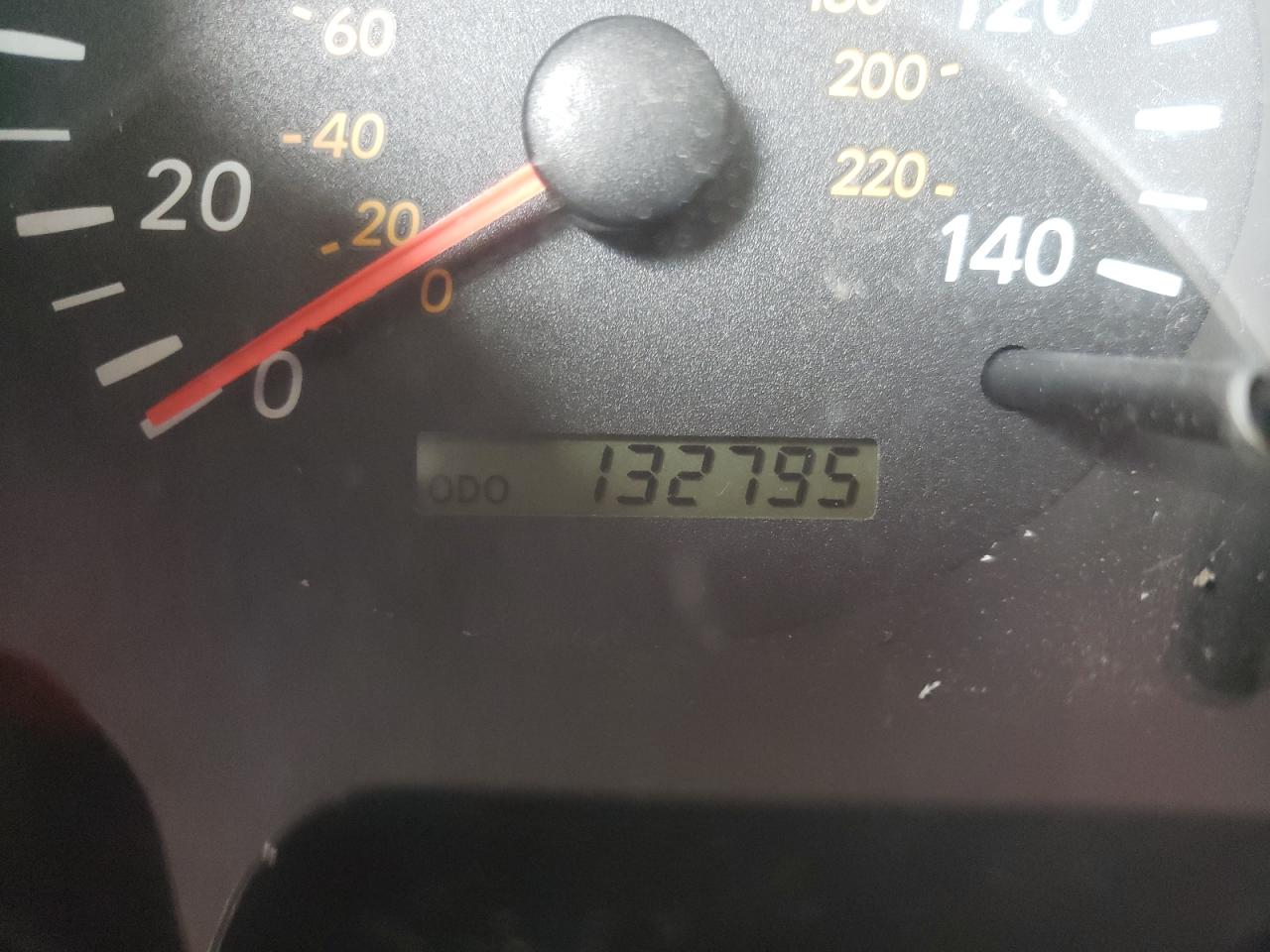 Photo 8 from auction – 2002 TOYOTA HIGHLANDER with VIN JTEGF21A820041412
