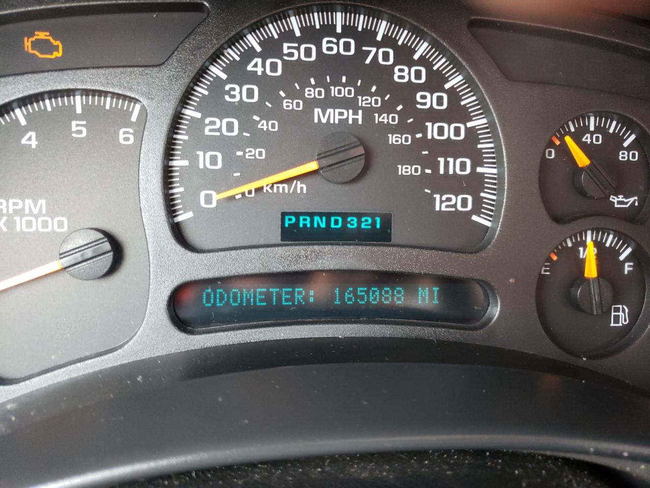 Photo 8 from auction – 2004 CHEVROLET SILVERADO with VIN 2GCEC19T141136583