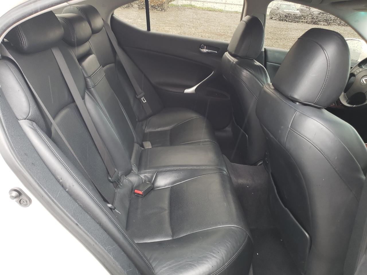 Photo 6 from auction – 2007 LEXUS IS 250 with VIN JTHCK262872018139