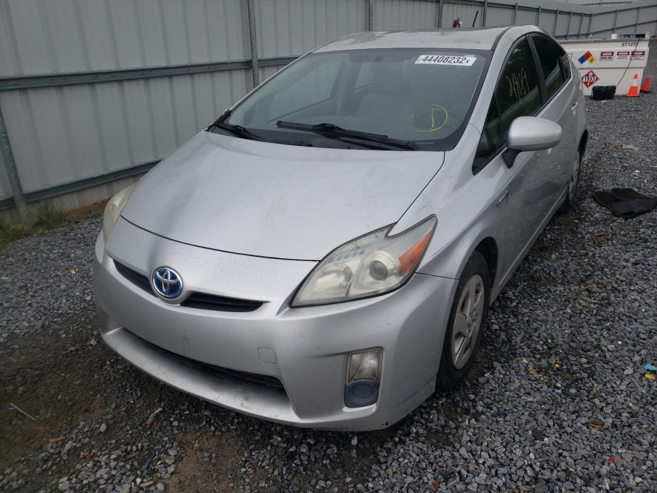 Photo 2 from auction – 2011 TOYOTA PRIUS with VIN JTDKN3DU2B1427833