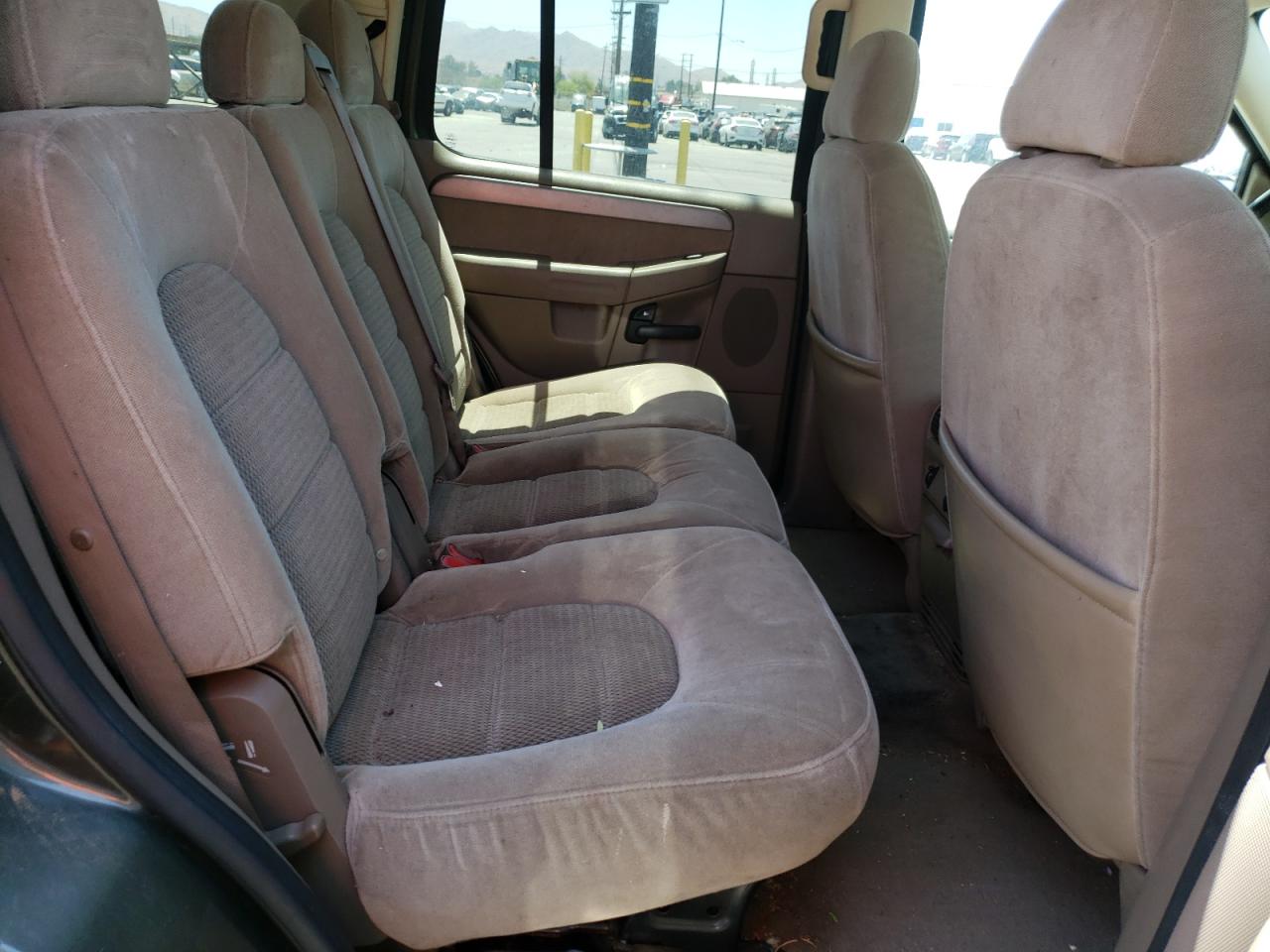 Photo 6 from auction – 2004 FORD EXPLORER X with VIN 1FMZU63K24ZA57227
