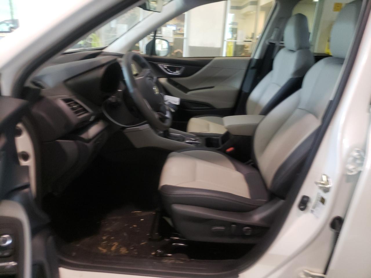 Photo 5 from auction – 2021 SUBARU FORESTER L with VIN JF2SKAUC4MH591259