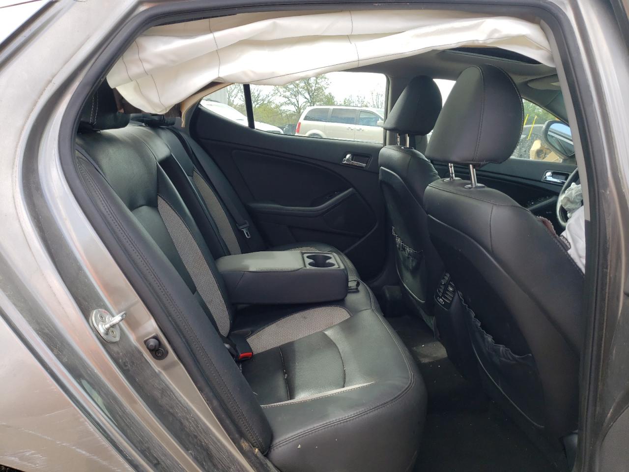 Photo 6 from auction – 2012 KIA OPTIMA SX with VIN 5XXGR4A66CG017922
