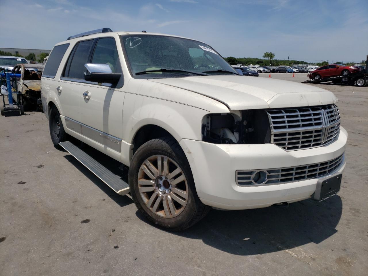 Photo 1 from auction – 2008 LINCOLN NAVIGATOR with VIN 5LMFU28568LJ05297