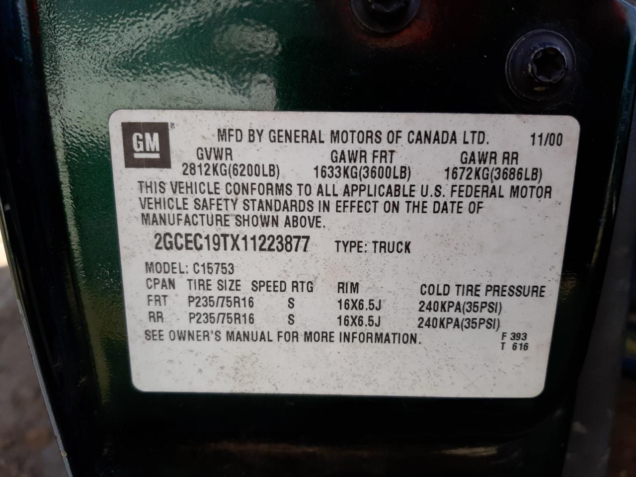 Photo 10 from auction – 2001 CHEVROLET SILVRK1500 with VIN 2GCEC19TX11223877