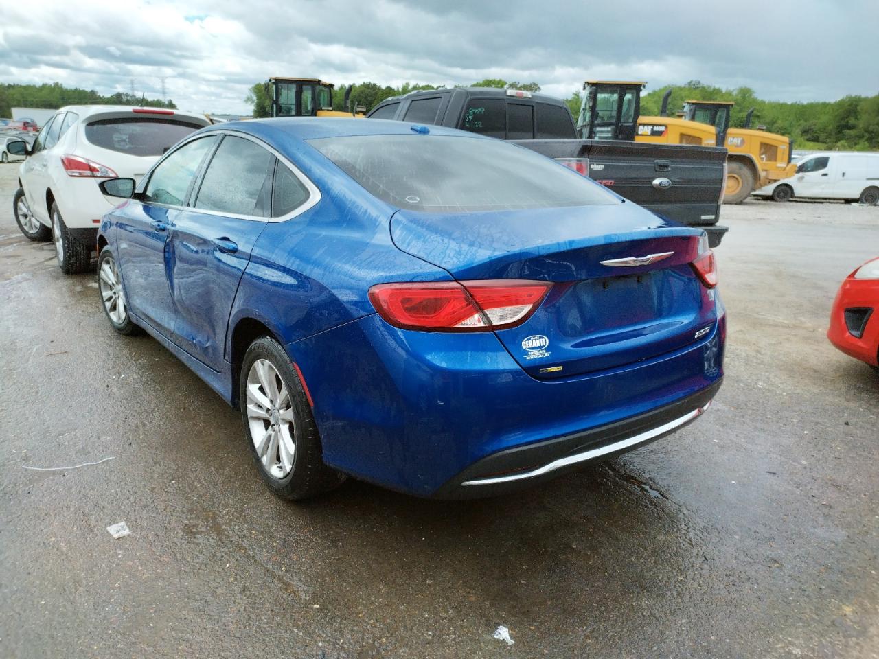 Photo 3 from auction – 2015 CHRYSLER 200 LIMITE with VIN 1C3CCCAB3FN650009