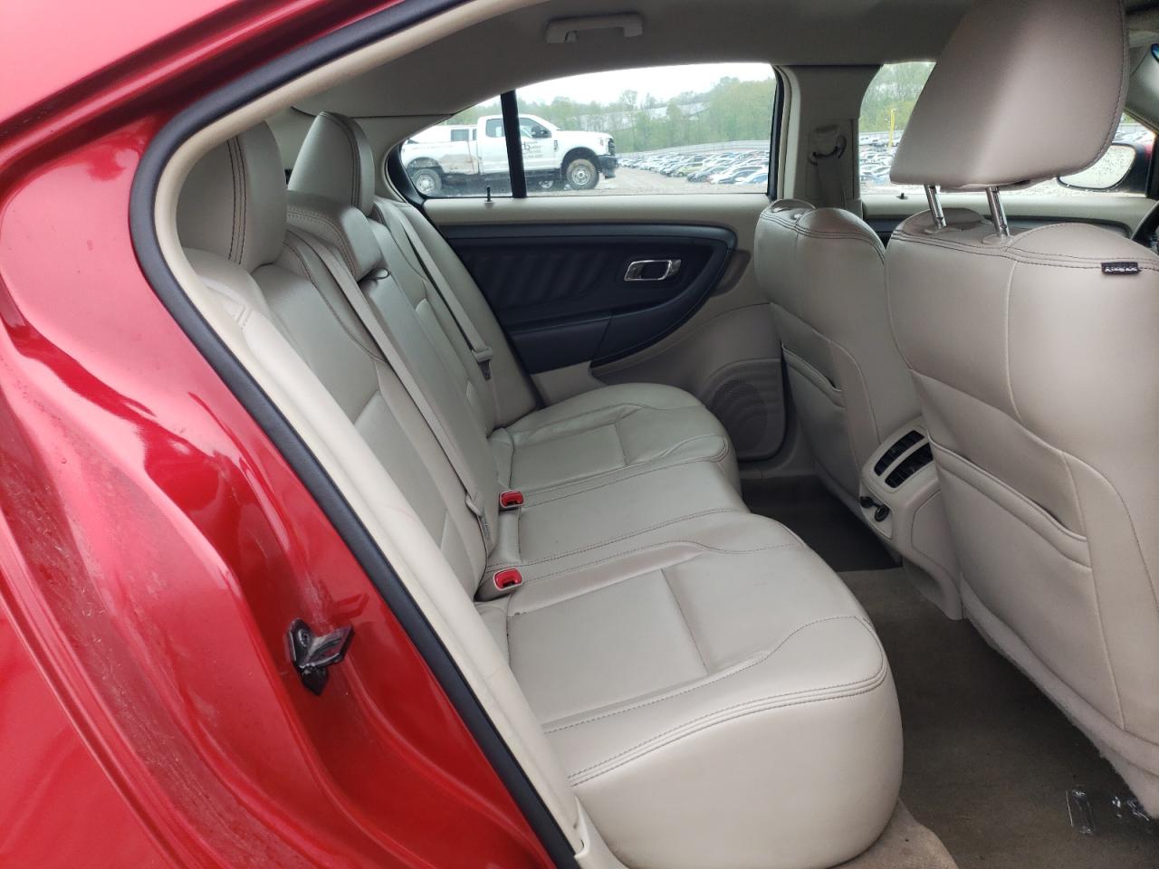 Photo 6 from auction – 2011 FORD TAURUS SEL with VIN 1FAHP2EW6BG172542