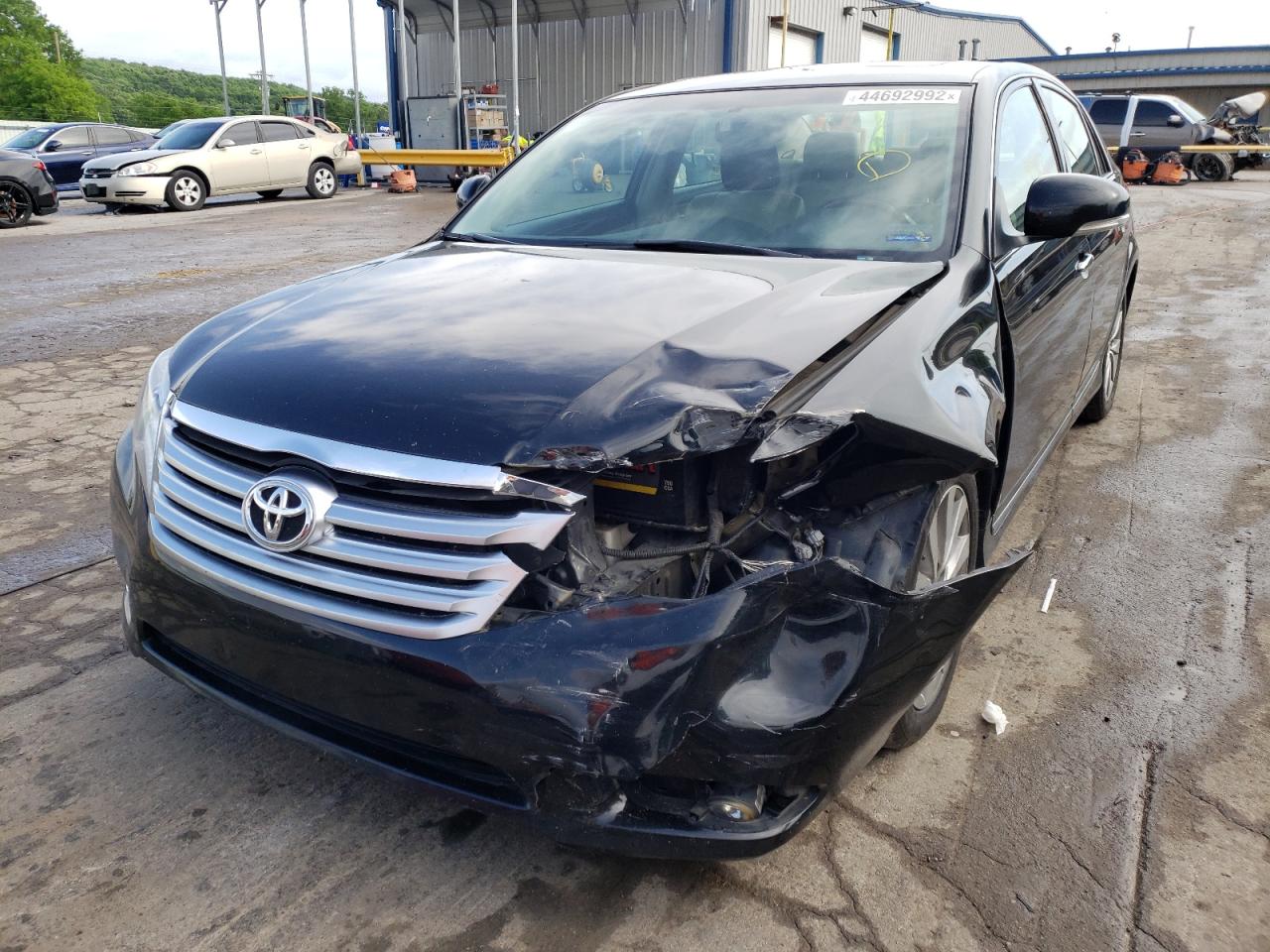 Foto 2 de la subasta – 2011 TOYOTA AVALON BAS con VIN 4T1BK3DBXBU422669