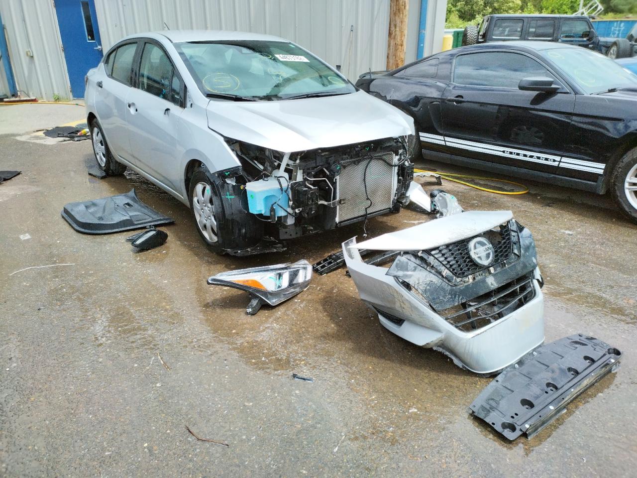 NISSAN VERSA S 2020 with VIN 3N1CN8DV8LL857390 - Photo from auction