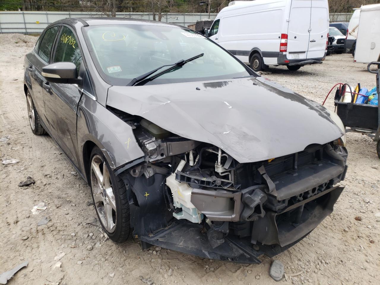 FORD FOCUS 2012 with VIN 1FAHP3J24CL187395 - Photo from auction