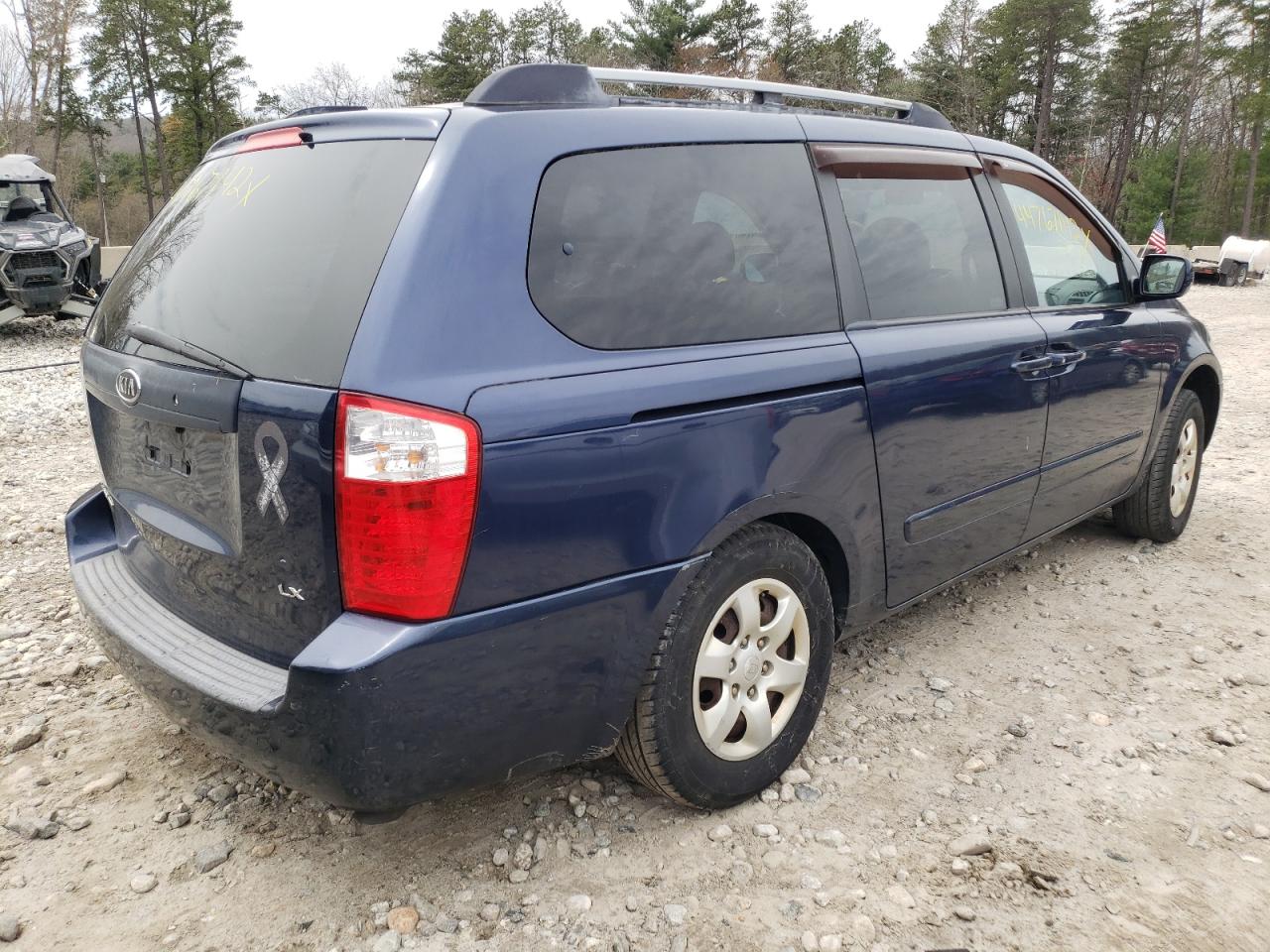 Photo 4 from auction – 2006 KIA SEDONA EX with VIN KNDMB233966035848