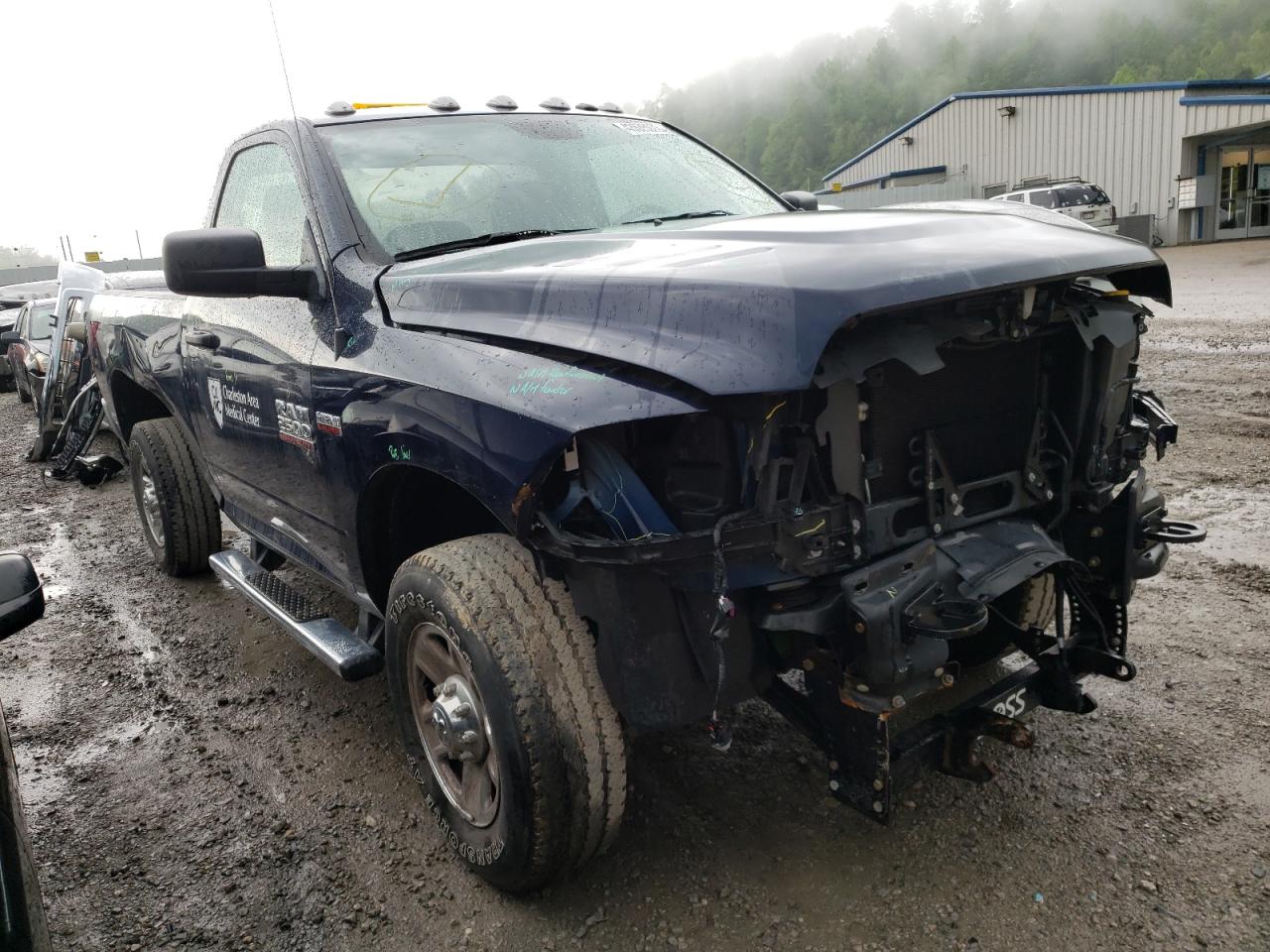 Фото 1 с аукциона – 2017 RAM 2500 ST с VIN 3C6MR5AJ4HG744503