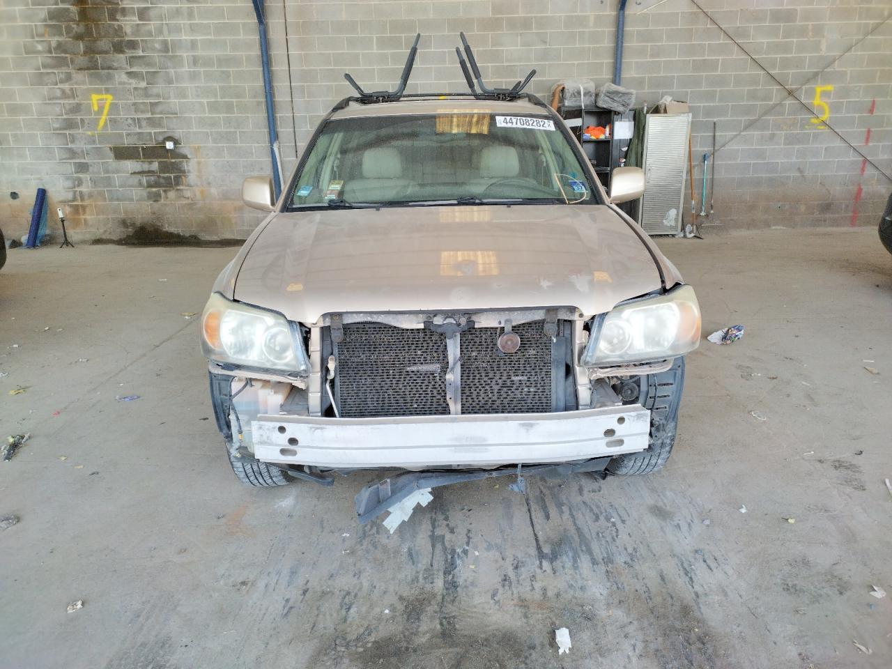 Photo 9 from auction – 2005 TOYOTA HIGHLANDER with VIN JTEDP21A650051120