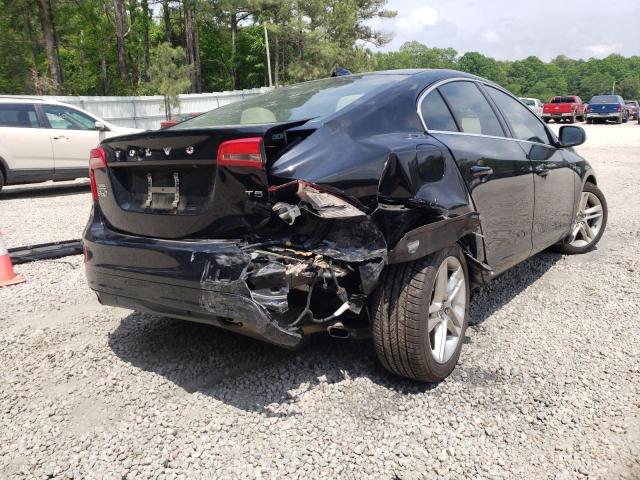 Foto 4 de la subasta – 2015 VOLVO S60 con VIN YV140MFK6F2337314