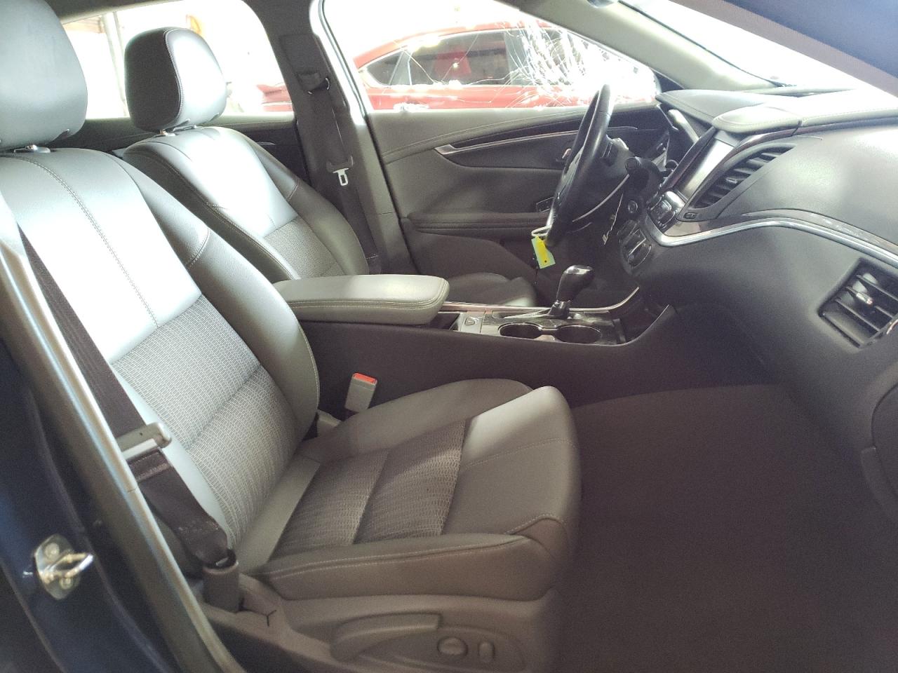 Photo 5 from auction – 2017 CHEVROLET IMPALA LT with VIN 2G1105S36H9169989