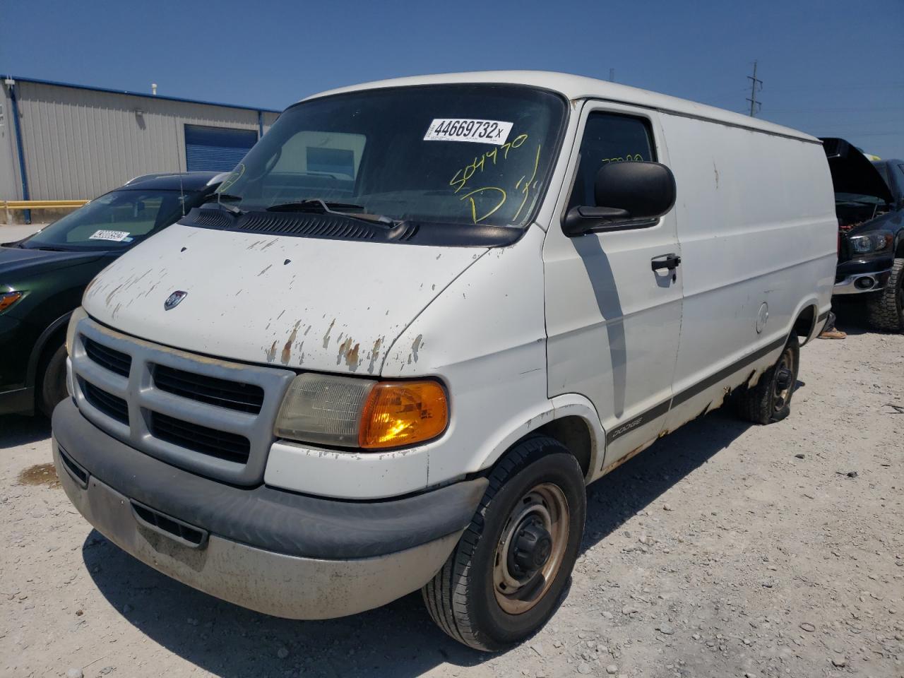 Photo 2 from auction – 2001 DODGE RAM VAN B2 with VIN 2B7JB21Y41K504470