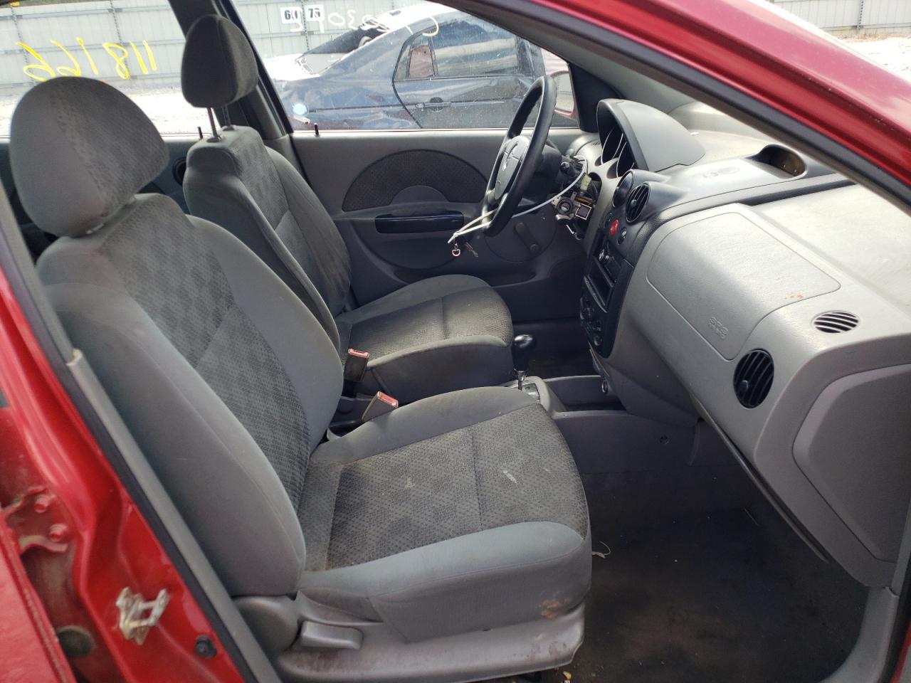 Photo 5 from auction – 2005 CHEVROLET AVEO BASE with VIN KL1TD52655B309305