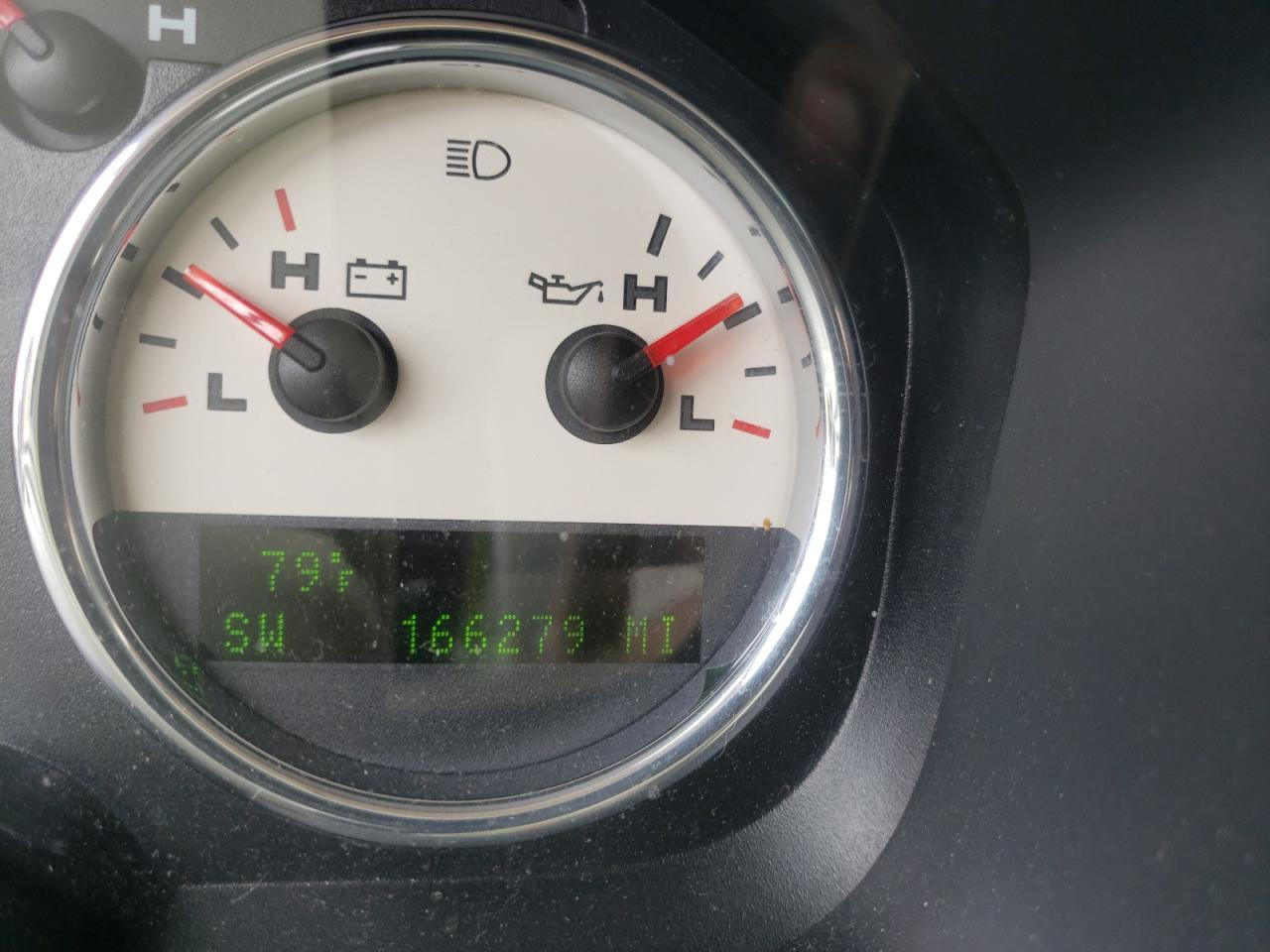 Photo 8 from auction – 2005 FORD F150 with VIN 1FTRX12545FB14220