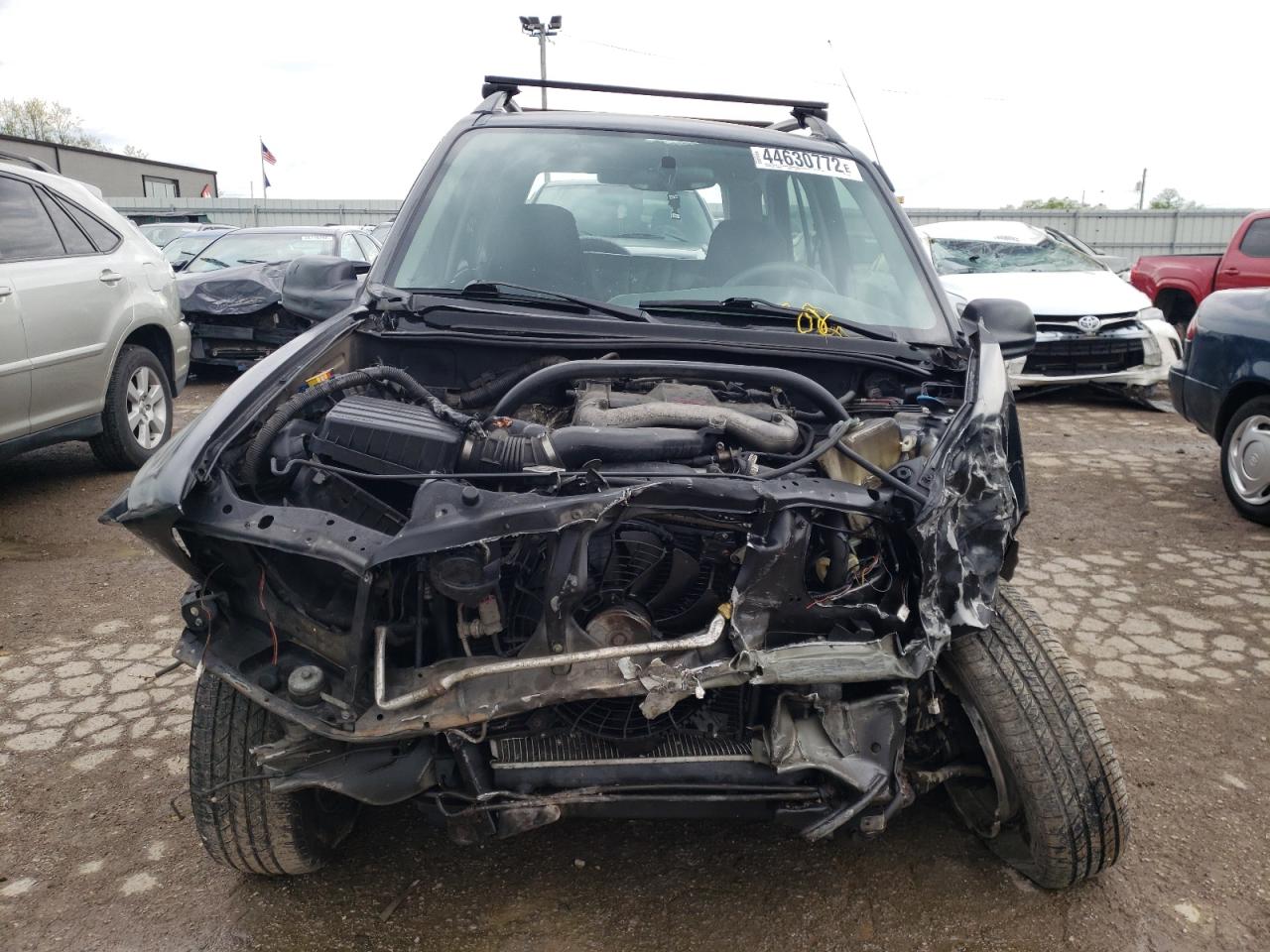 Photo 9 from auction – 2001 CHEVROLET TRACKER LT with VIN 2CNBJ634816916436