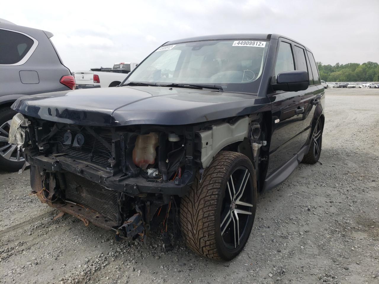 Photo 2 from auction – 2010 LAND ROVER RANGE ROVE with VIN SALSK2D4XAA243816