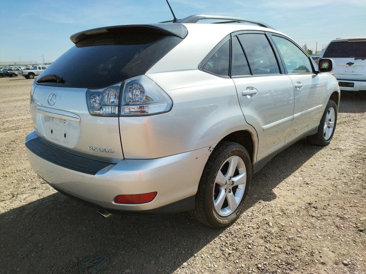 Photo 4 from auction – 2004 LEXUS RX 330 with VIN JTJHA31U840027162