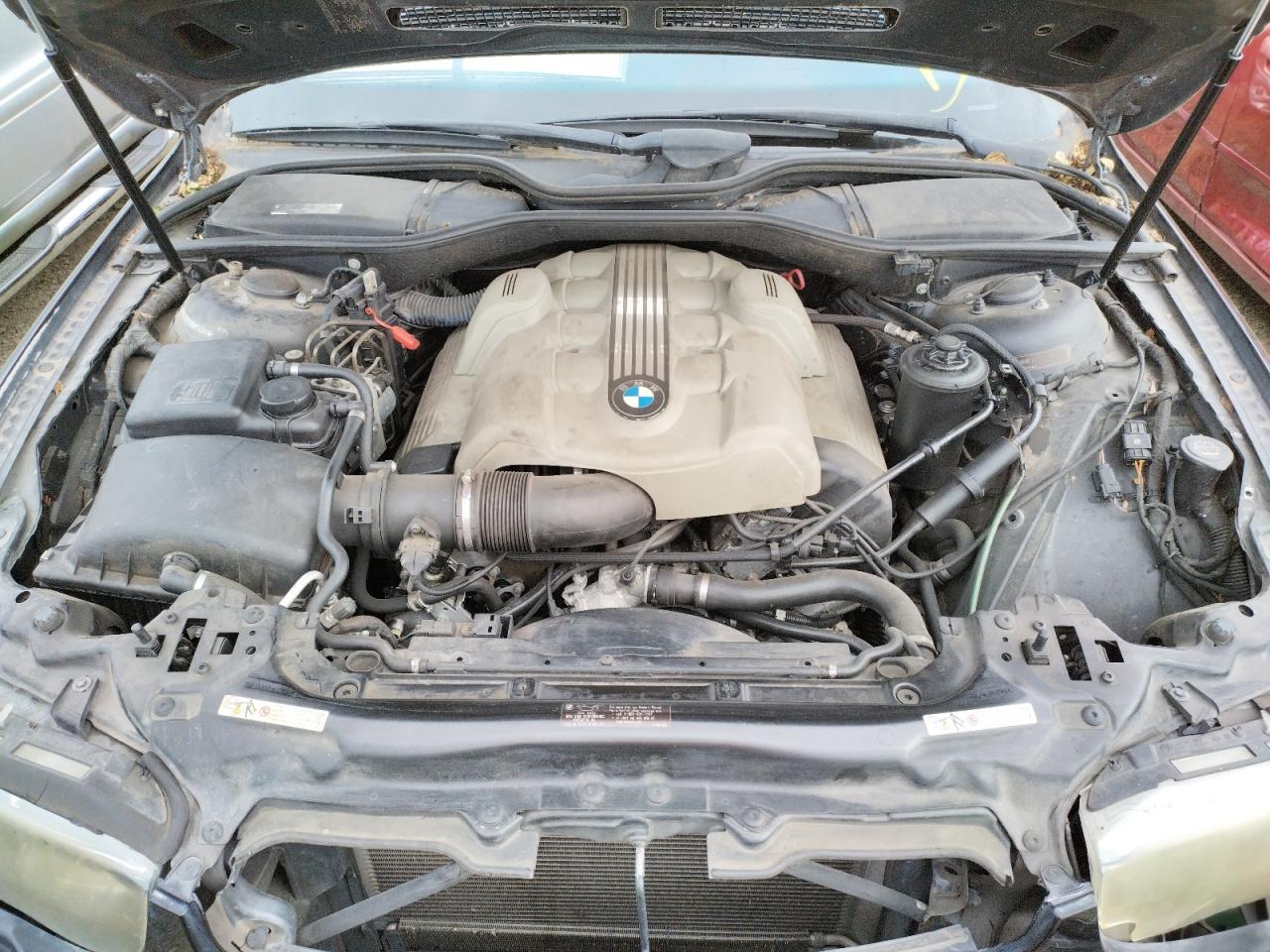 Photo 19 from auction – 2005 BMW 745 I with VIN WBAGL63505DP74391