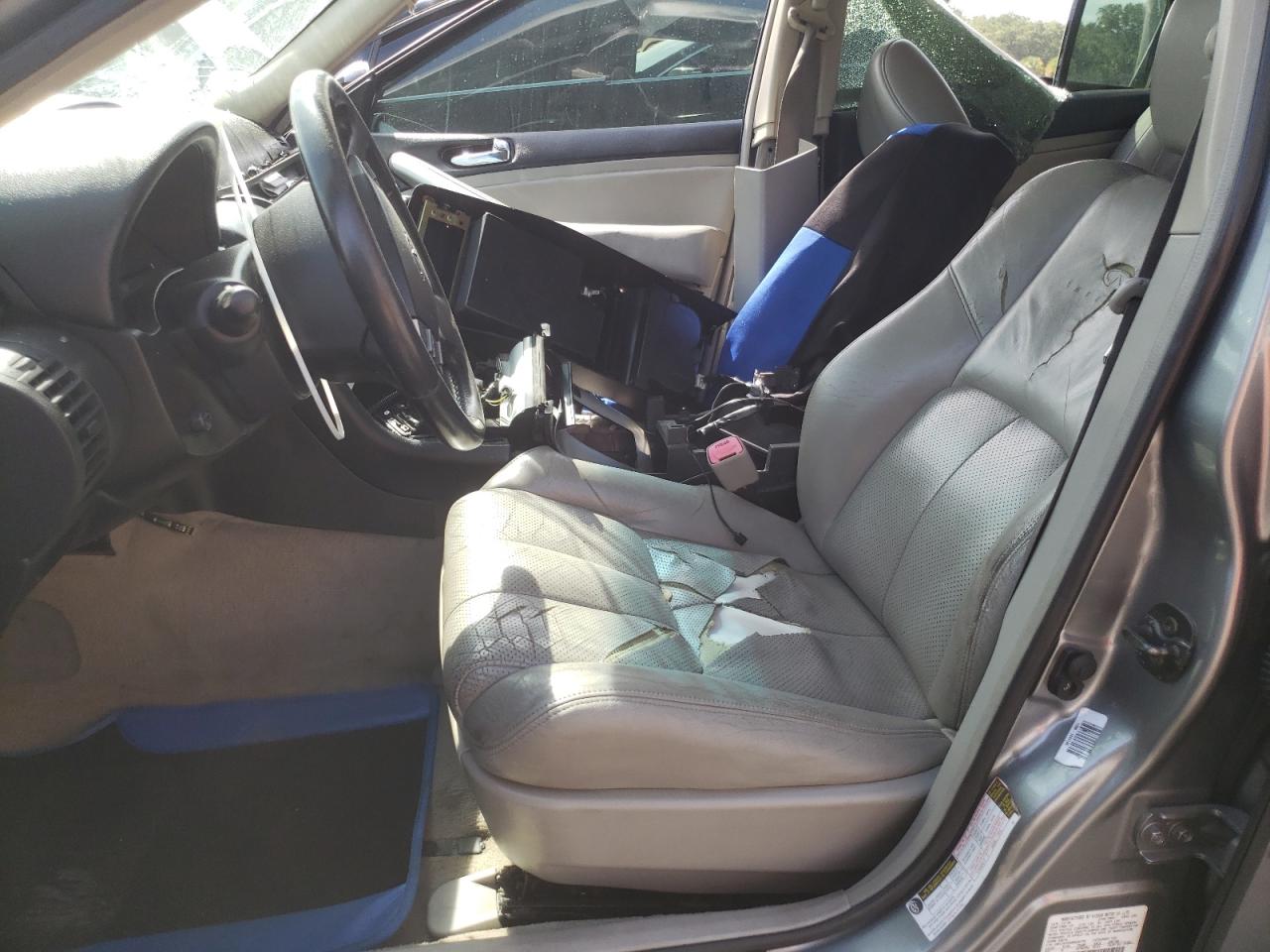 Photo 5 from auction – 2005 INFINITI G35 with VIN JNKCV51EX5M209735