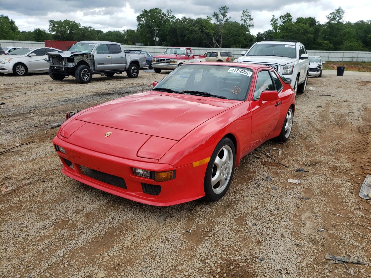 Photo 2 from auction – 1986 PORSCHE 944 with VIN WP0AA0943GN458121