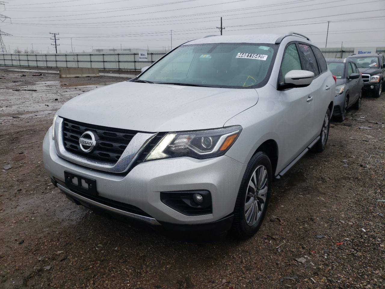 Photo 2 from auction – 2020 NISSAN PATHFINDER with VIN 5N1DR2BN5LC601463
