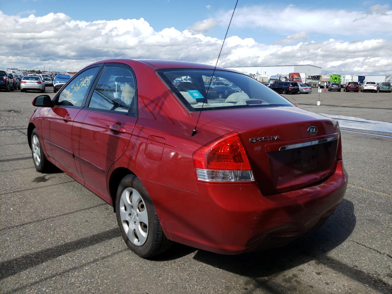 Photo 3 from auction – 2009 KIA SPECTRA EX with VIN KNAFE221895612585