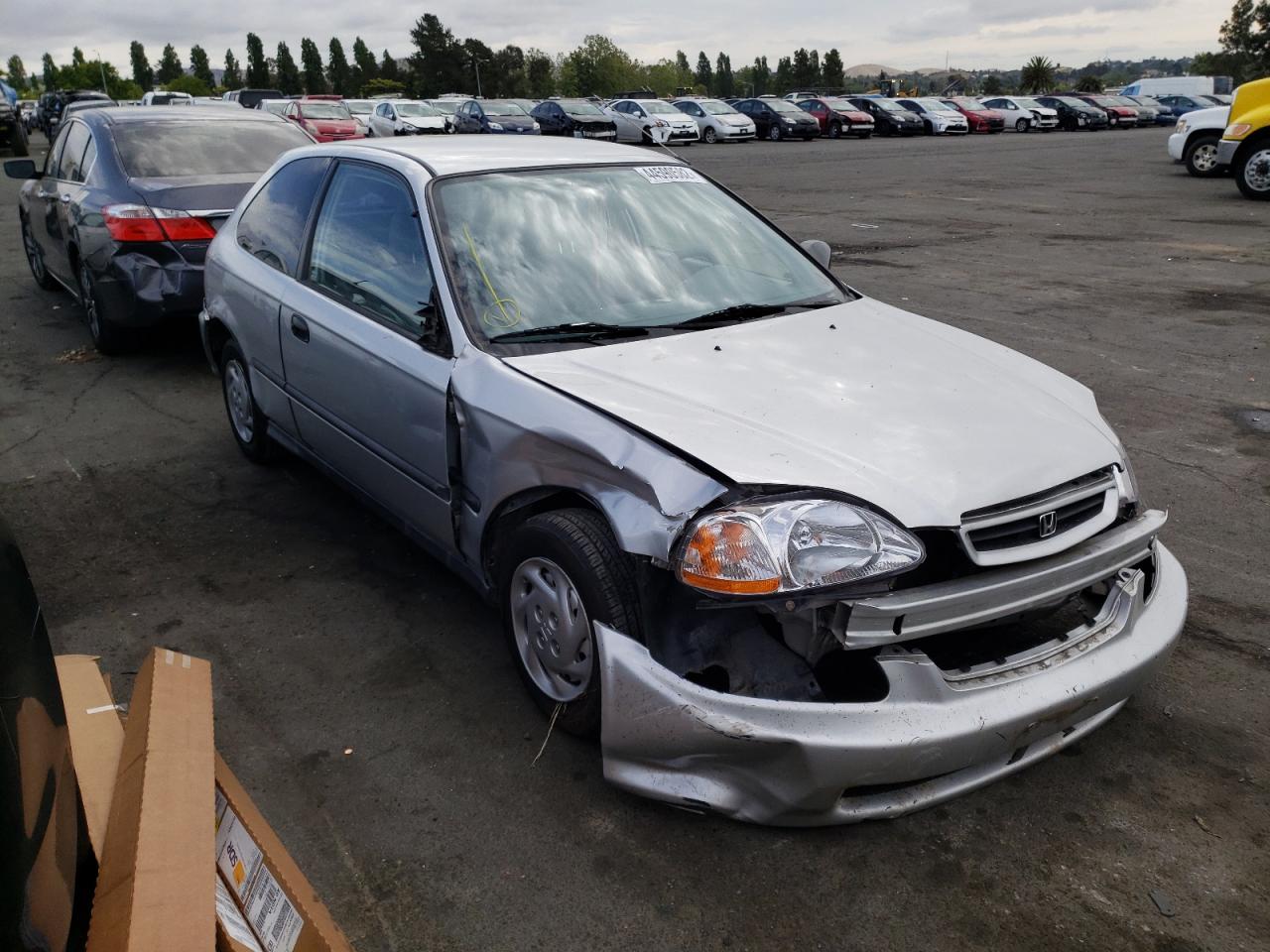 HONDA CIVIC CX 1996 with VIN 2HGEJ6328TH107740 - Photo from auction