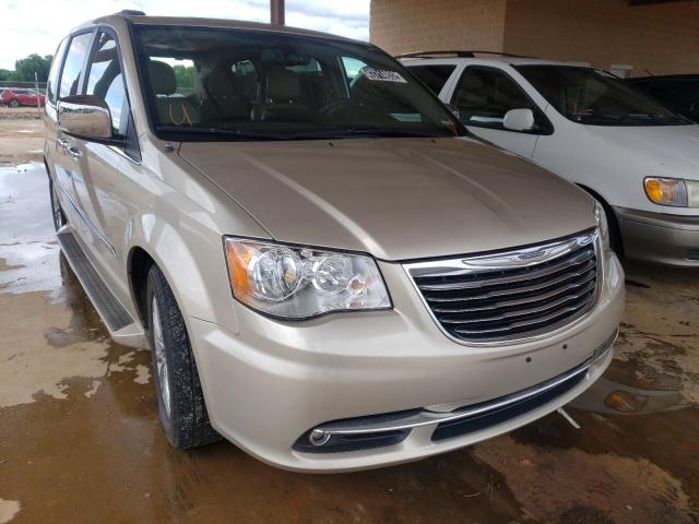 CHRYSLER TOWN & COU 2016 with VIN 2C4RC1CG2GR149703 - Photo from auction