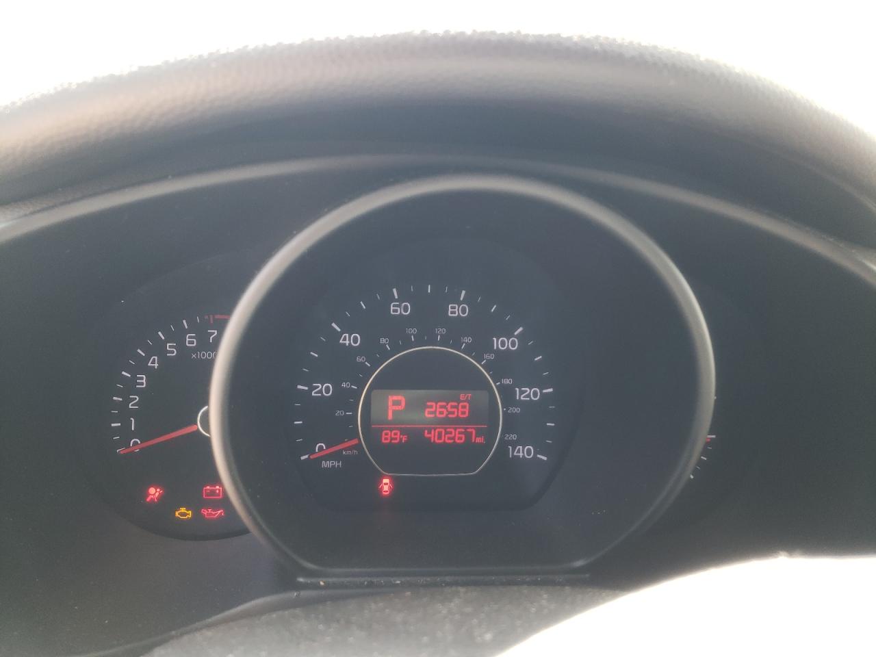 Photo 8 from auction – 2016 KIA SOUL with VIN KNDJN2A2XG7405138