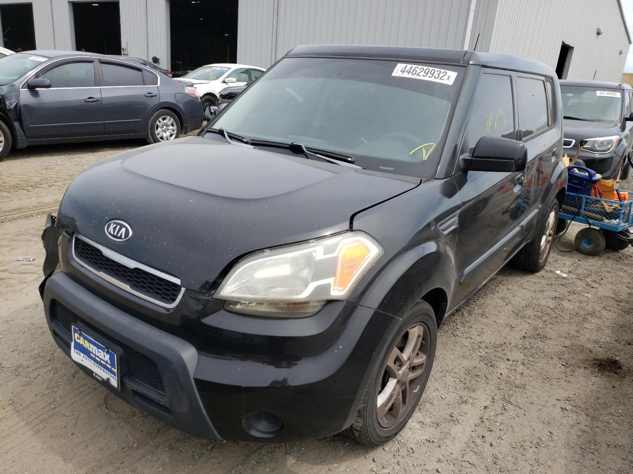 Photo 2 from auction – 2010 KIA SOUL + with VIN KNDJT2A27A7032413