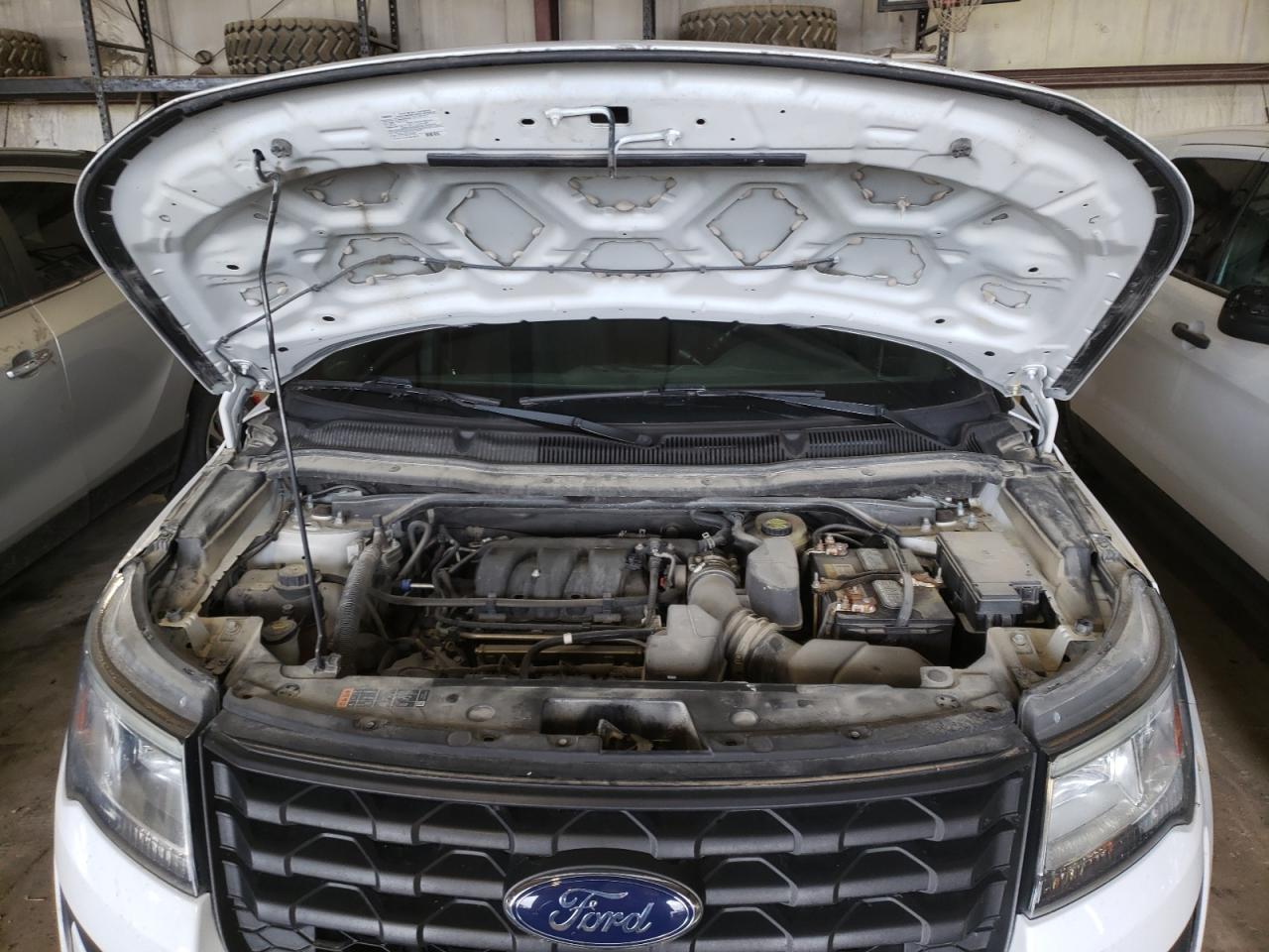 Photo 7 from auction – 2017 FORD EXPLORER P with VIN 1FM5K8AR2HGB92838